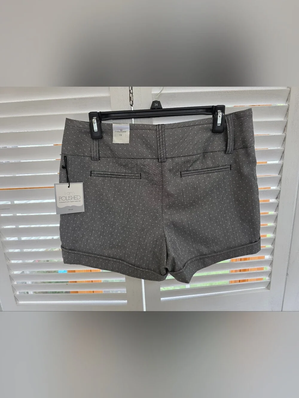 Maurices Women's Gray Polished Polka Dot Cuffed Shorts Size 7/8 Short